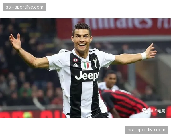 “新皮尔洛”：意大利媒体热议亚特兰大中场新星斯卡尔维尼