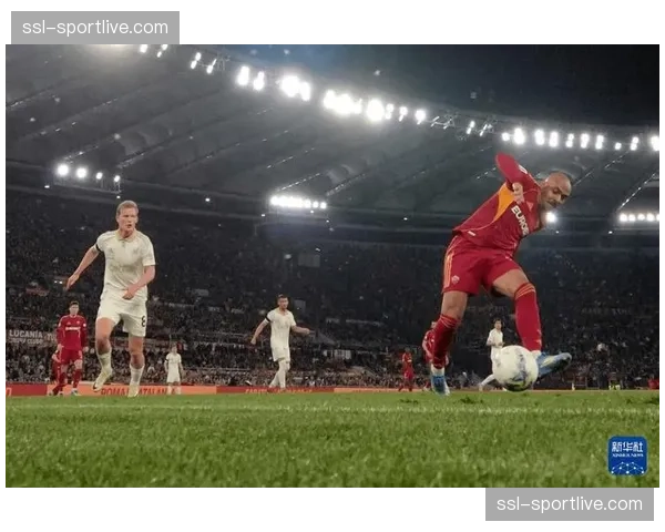 罗马3-0战胜比萨，马伦上演帽子戏法